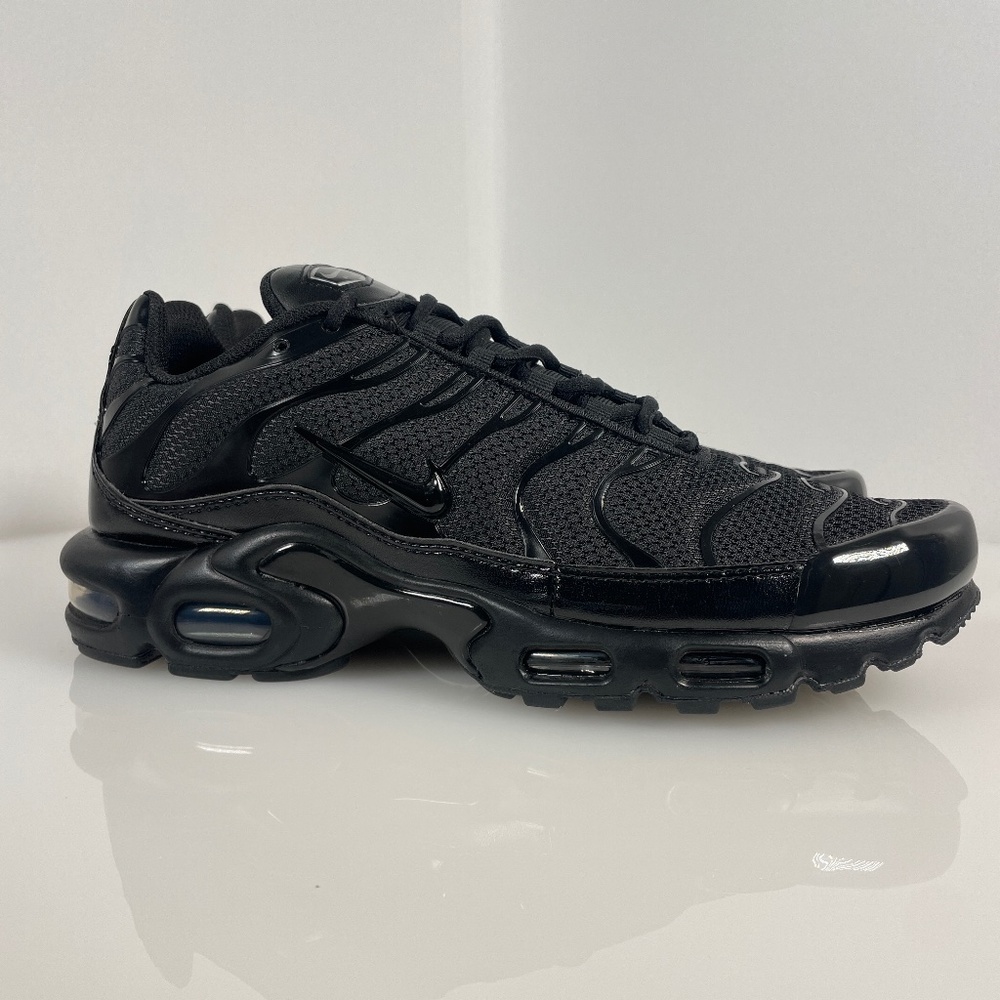 Nike Air Max Plus Triple Black Running Shoes Sneakers 604133-050 Mens Size 10